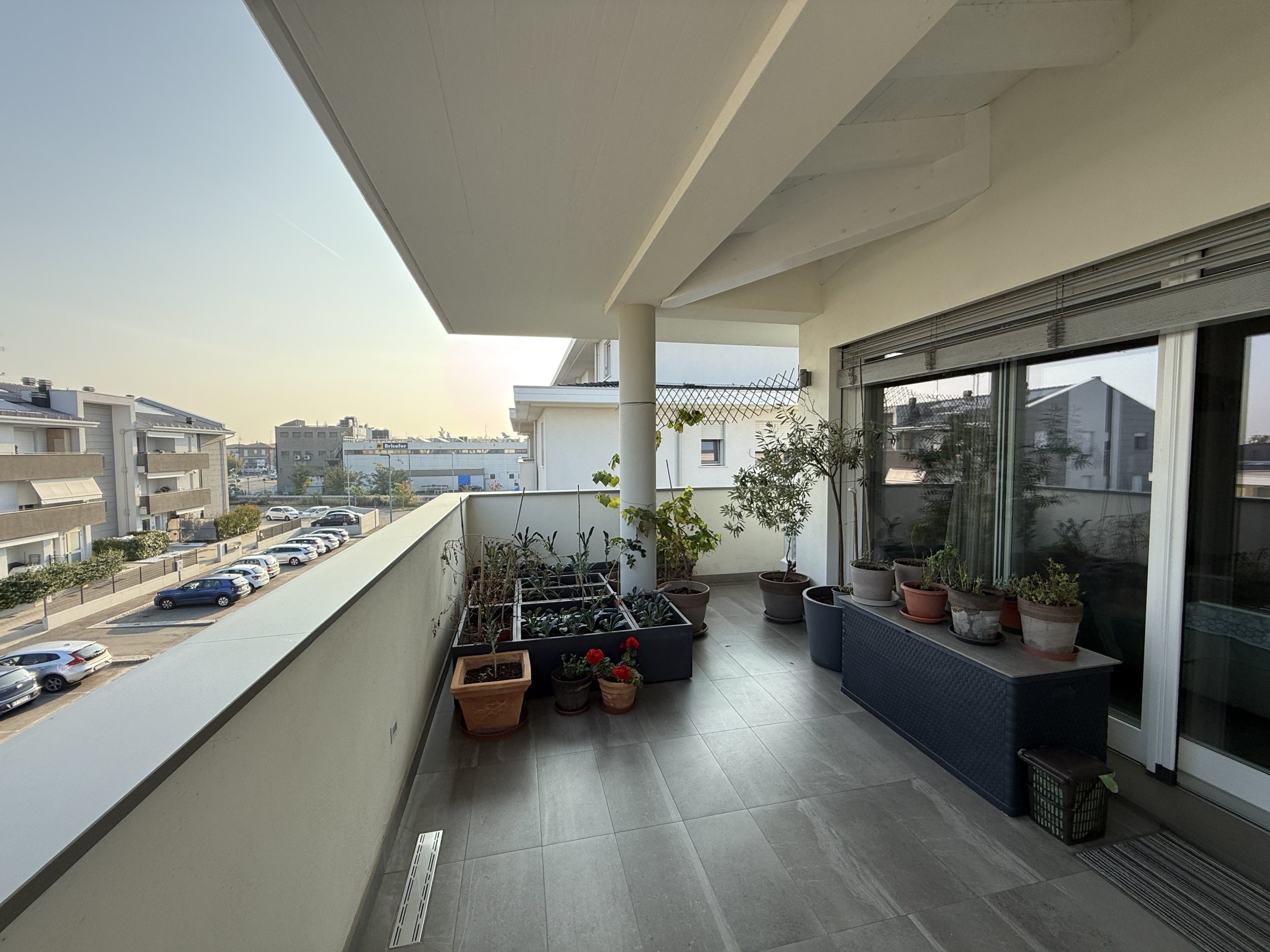 Appartamento al piano secondo con terrazzo