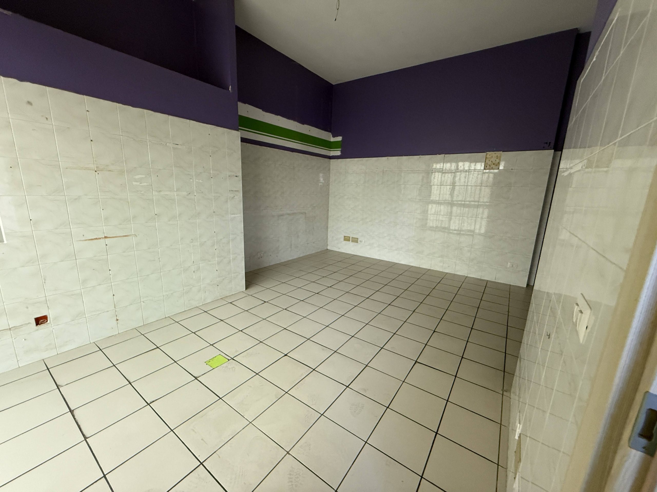 Casa indipendente con laboratorio