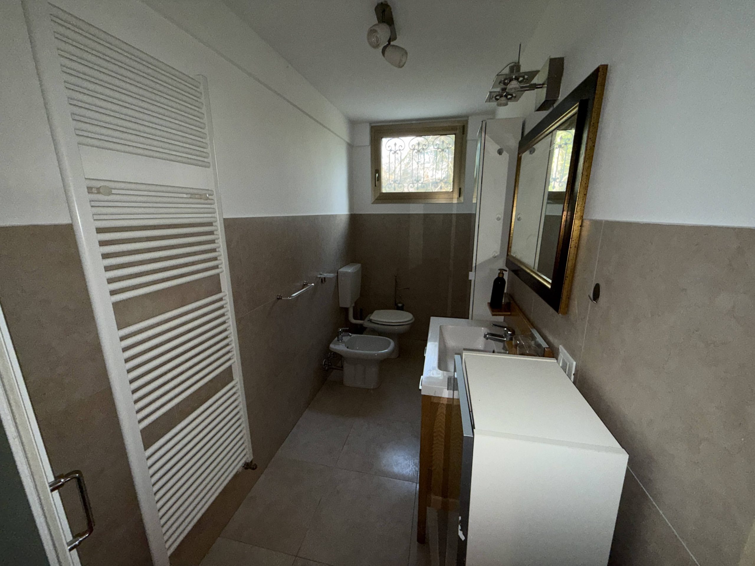 Splendida Porzione di Bifamiliare con Giardino Privato