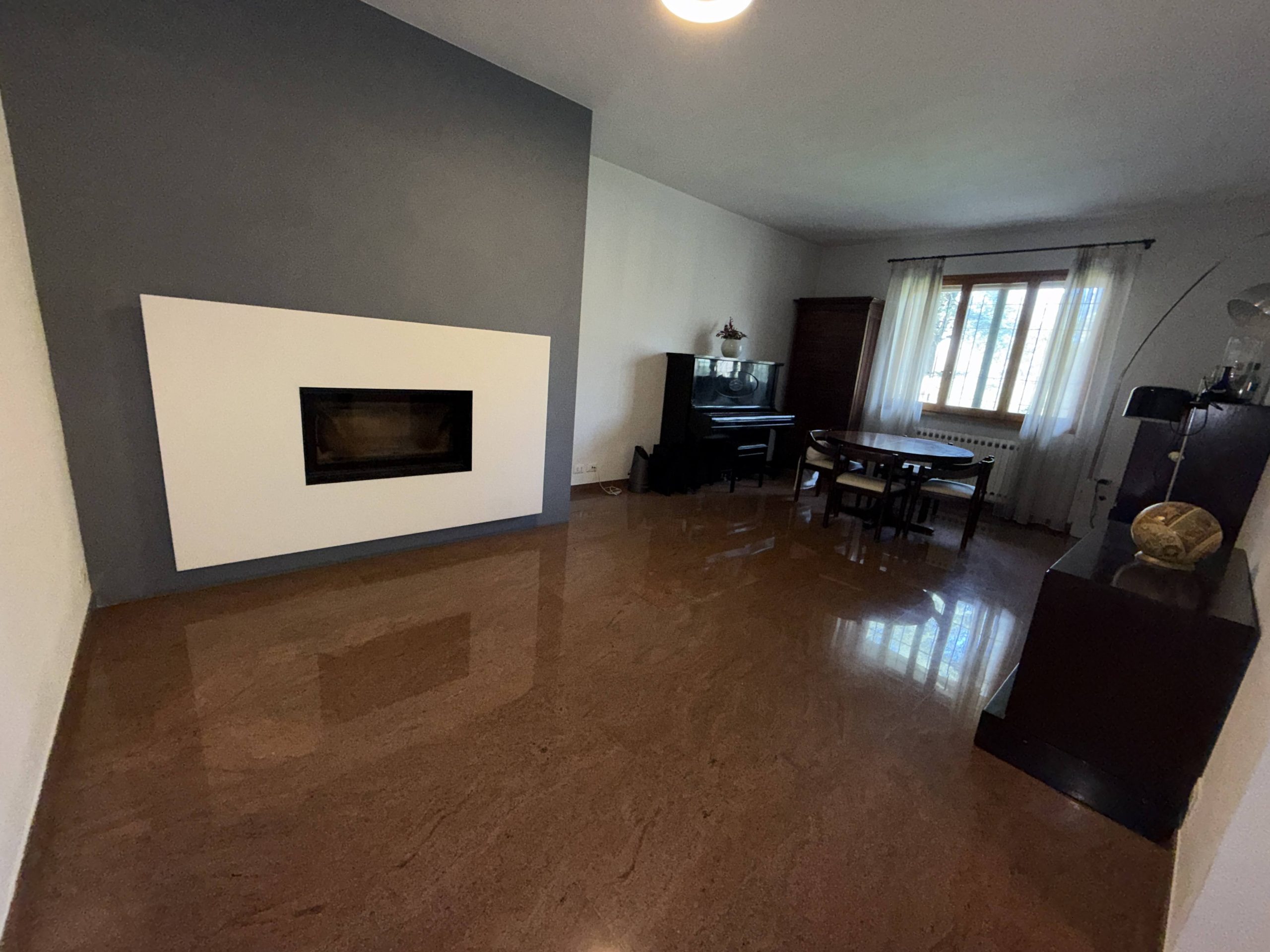 Splendida Porzione di Bifamiliare con Giardino Privato