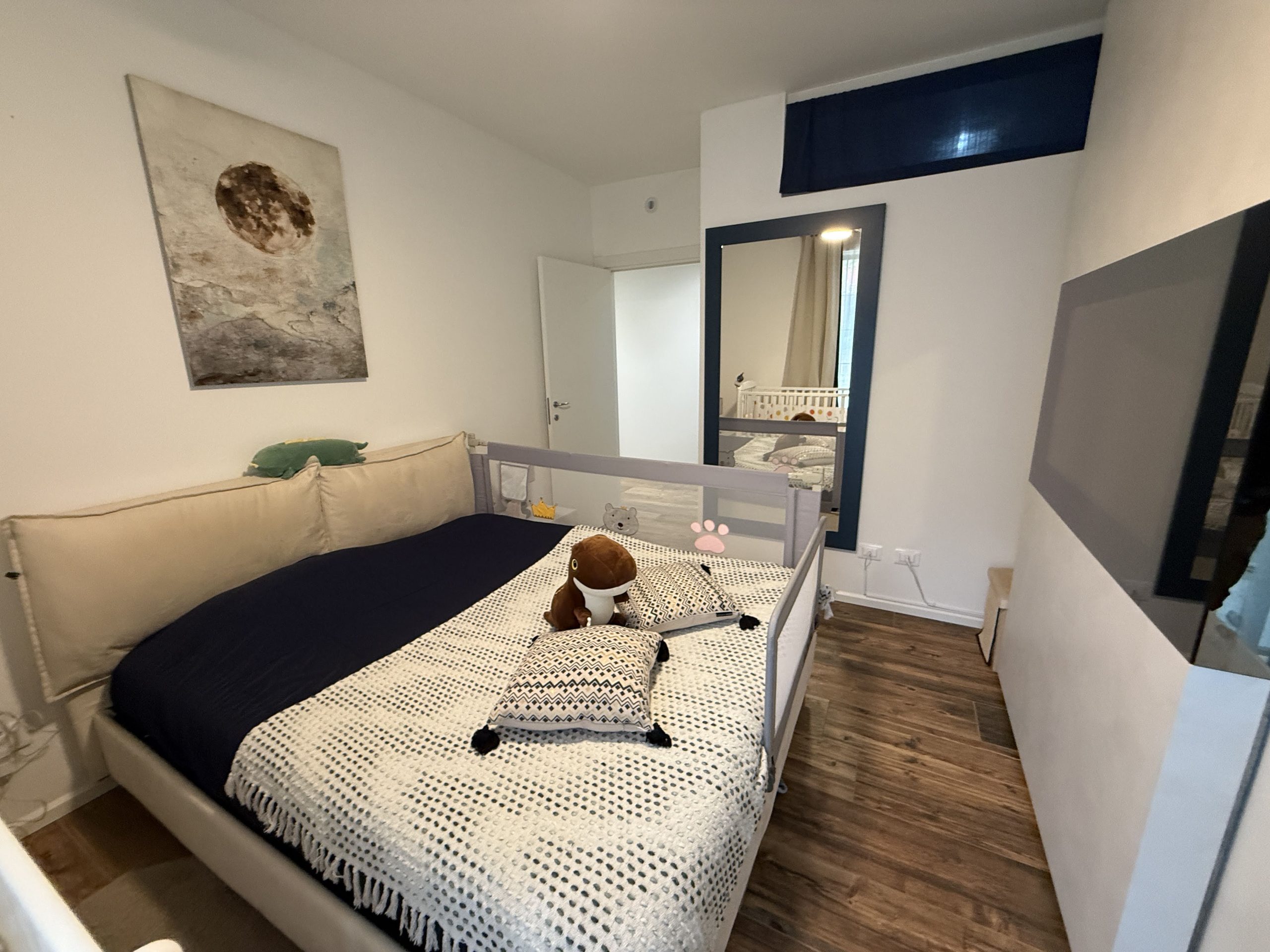 Appartamento indipendente con giardino privato Appartamento indipendente con giardino privato