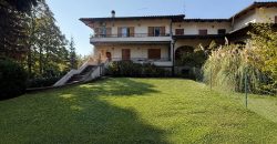 Splendida Porzione di Bifamiliare con Giardino Privato