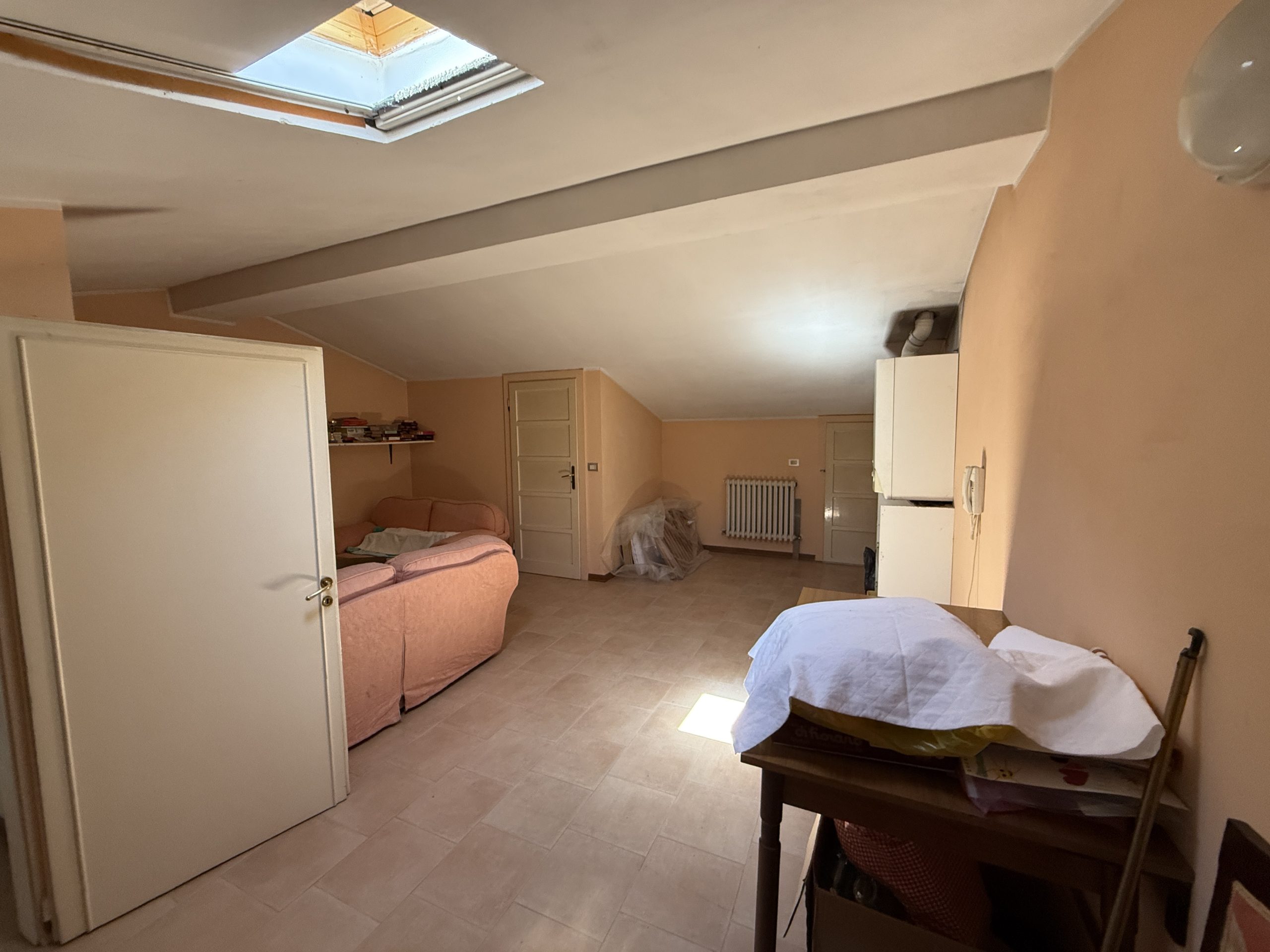 Alloggio con terrazzo